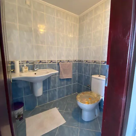 Cosy Apartment In Bitez By The Beach & Shared Pool Lejlighed