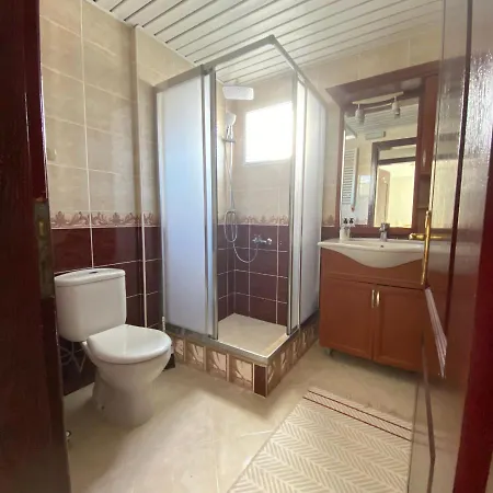Cosy Apartment In Bitez By The Beach & Shared Pool * Αλικαρνασσός